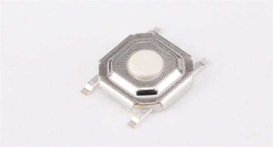 裝配輕觸開(kāi)關(guān)