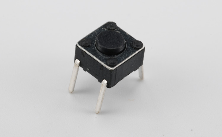 輕觸開(kāi)關(guān)