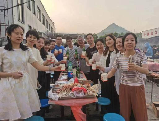 品味港源燒烤，感受淄博味道